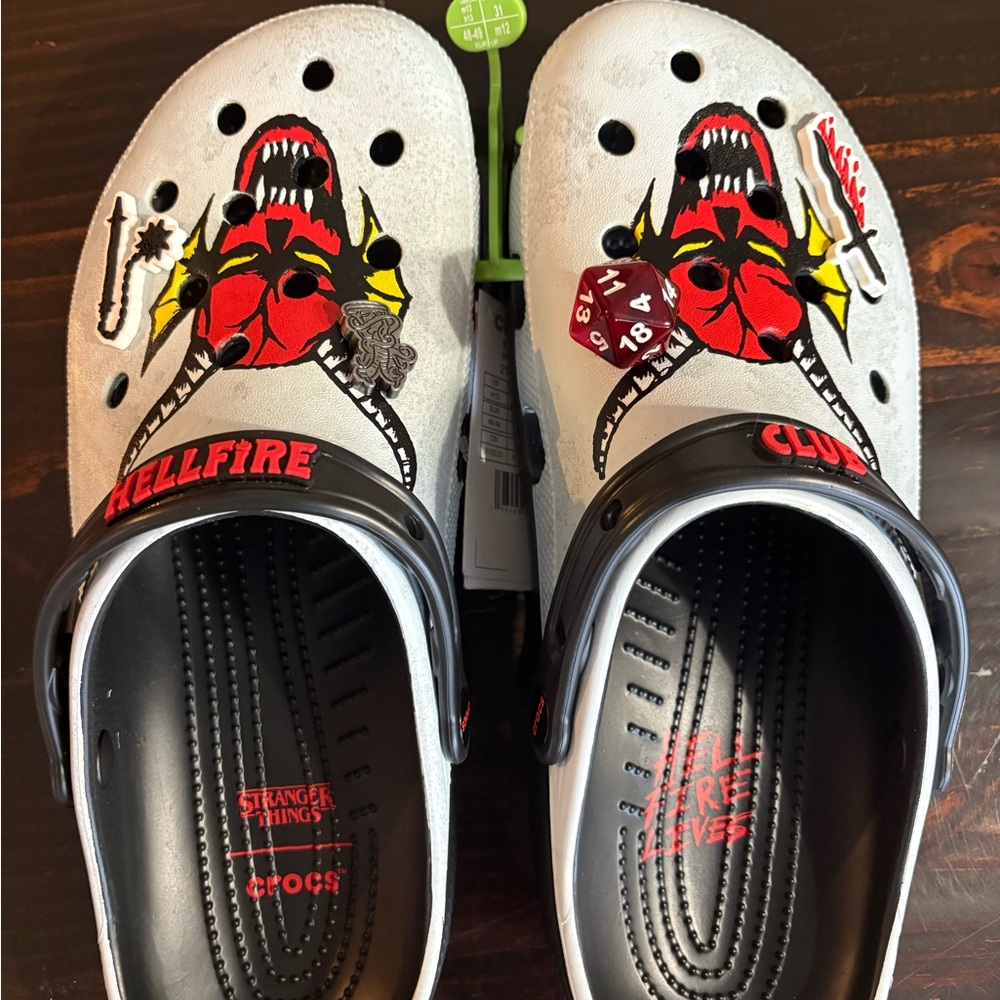 Crocs Unisex-Adult Stranger Things Classic Clogs